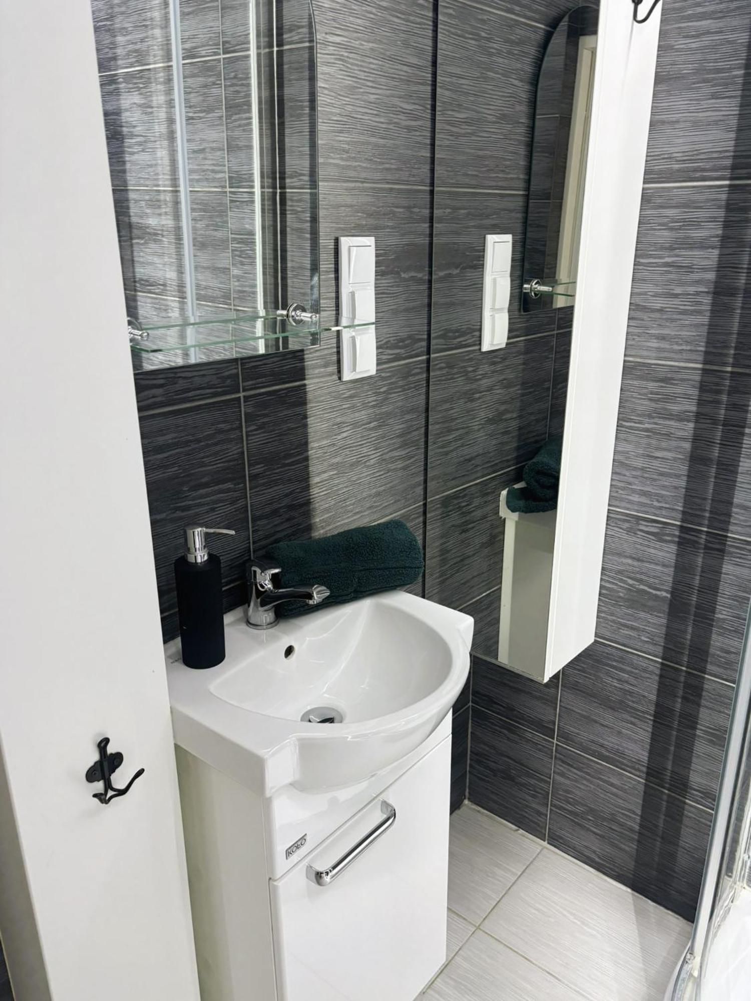 Project Comfort Apartament Grzybowska 30/1211 Varşovia Exterior foto